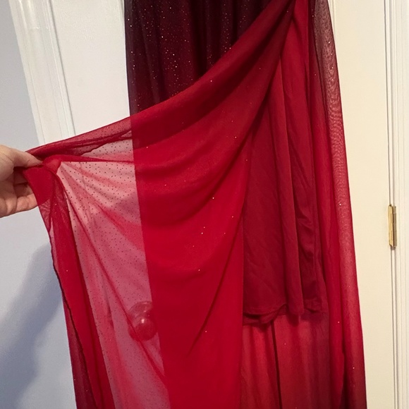 VENUS - Red/Black Glitter Ombre Dress - Picture 4 of 6